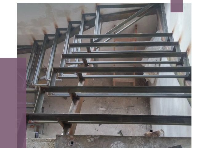 Демонтаж лестниц в Новороссийске от 4287 руб. 