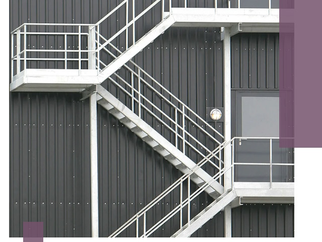 Изготовление и монтаж пожарных лестниц в Новороссийске быстро и надежно