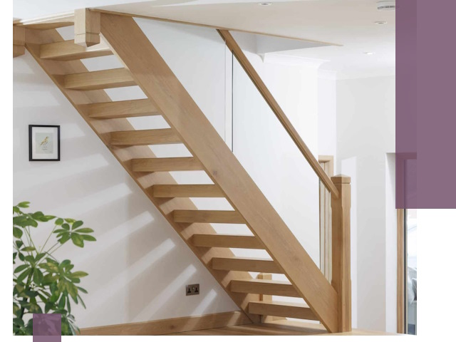 Изготовление деревянных лестниц под ключ в Новороссийске для дома