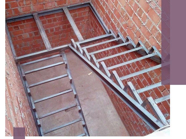 Монтаж металлических лестниц под ключ в Новороссийске быстро и качественно