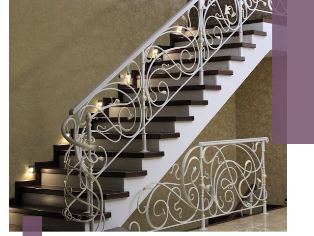 Кованые лестницы под ключ в Новороссийске — изготовление и монтаж
