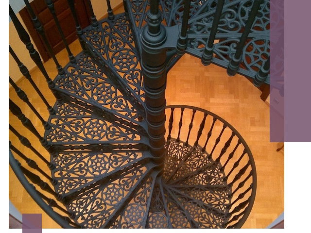 Винтовые лестницы под ключ в Новороссийске: производство и монтаж