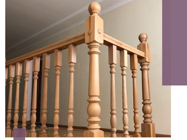 Деревянные перила на заказ в Новороссийске: монтаж и изготовление